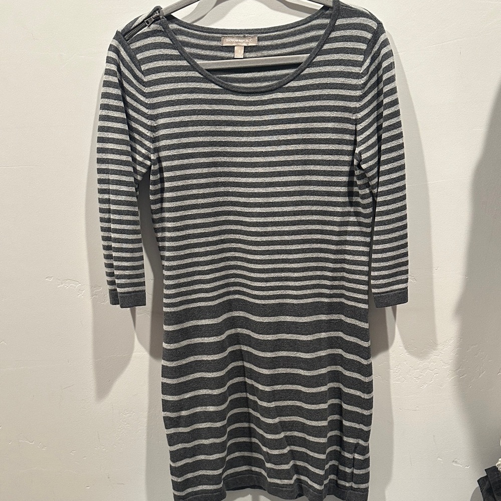 Banana Republic Gray and White Sweater Dress